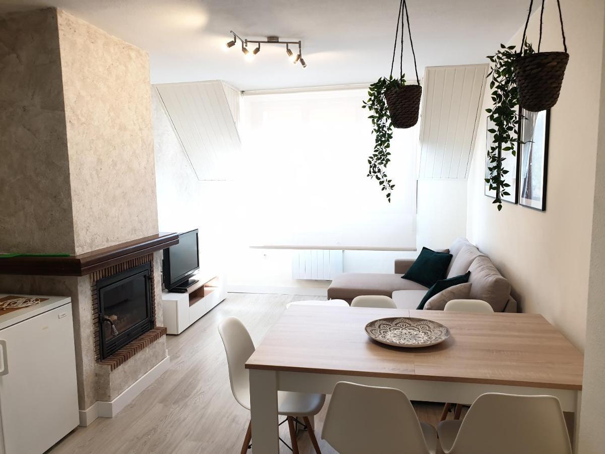 Apartamento Alba ハカ エクステリア 写真